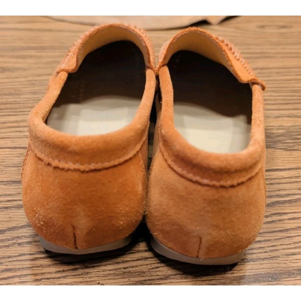 Charleston Shoe Co. Leather Loafer Slip-Ons Women's Moccasins Flat Shoes EUC 9.5